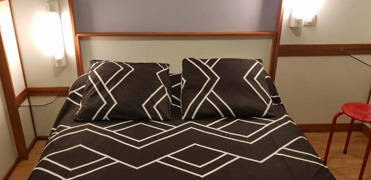 Hotel Eco Logis Espace Bellevue Séméac Kültér fotó